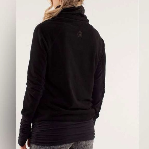 Lululemon don’t hurry be happy, reversible hoodie/sweater